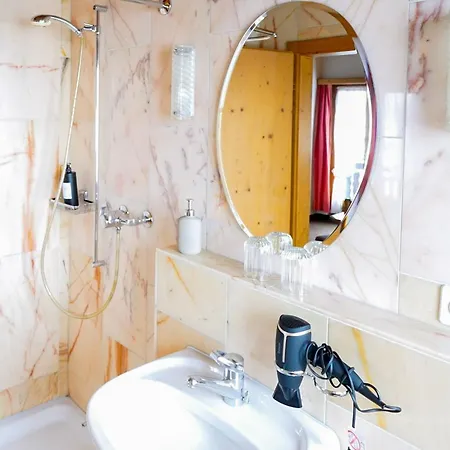 ホテル Workation - 24-7 Self-checkin - Postigliun セドルン