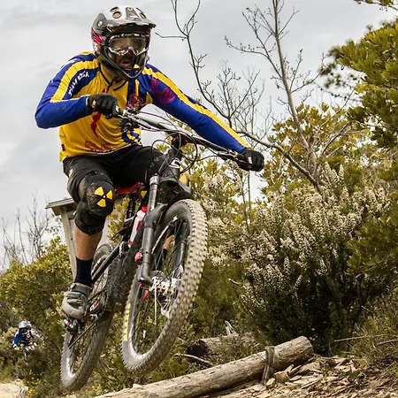 Workation - 24-7 Self-checkin - Postigliun ホテル 3*