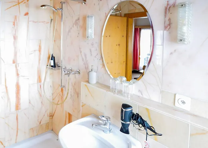 Hotel Workation - 24-7 Self-checkin - Postigliun Sedrun